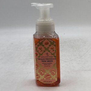 Bath and Body Works Gentle Foaming Hand Soap Peach Prosecco Macaron 8.75 Oz